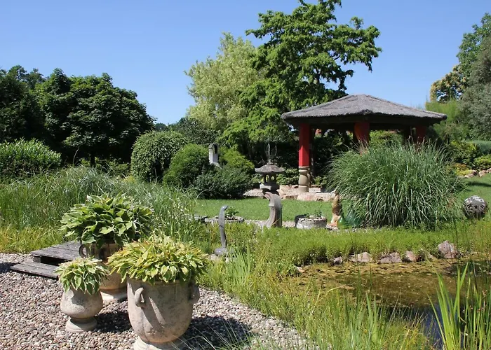 - Wohlfuehlambiente & Gartenparadies Lägenhet *