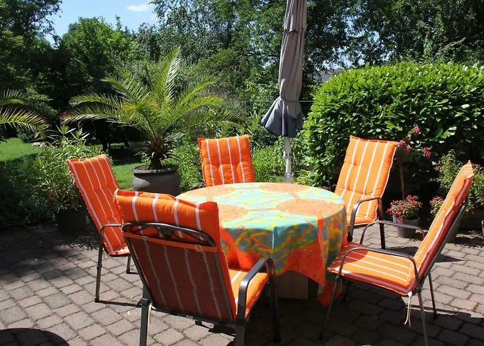 - Wohlfuehlambiente & Gartenparadies