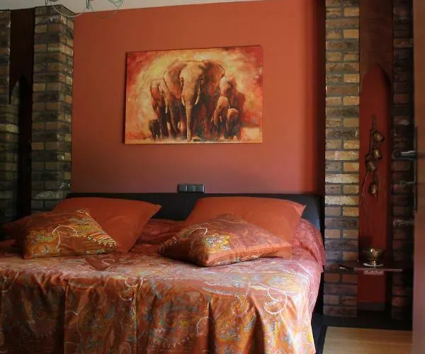 - Wohlfuehlambiente & Gartenparadies *