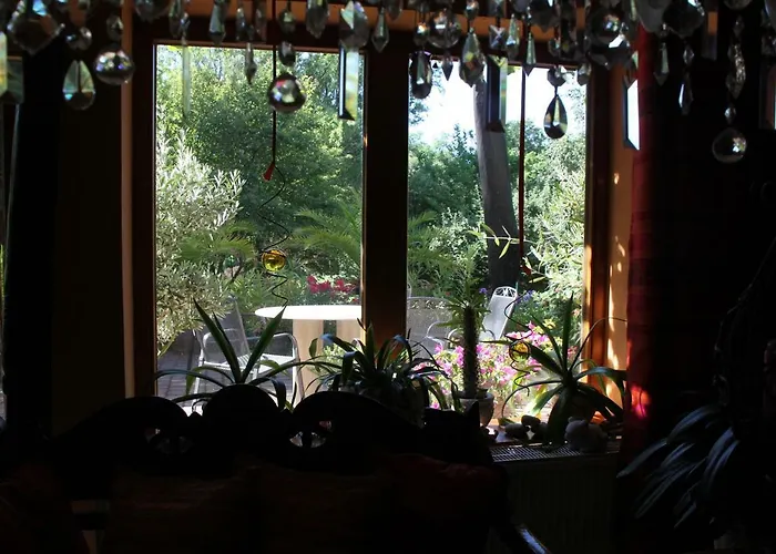 - Wohlfuehlambiente & Gartenparadies *